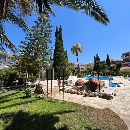 Paradise Gardens Crown-jewel, 2b, Pools, Gardens דירה *