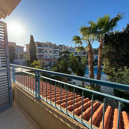 Paradise Gardens Crown-jewel, 2b, Pools, Gardens *