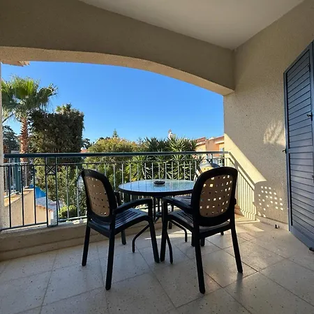 Paradise Gardens Crown-jewel, 2b, Pools, Gardens Appartement Paphos