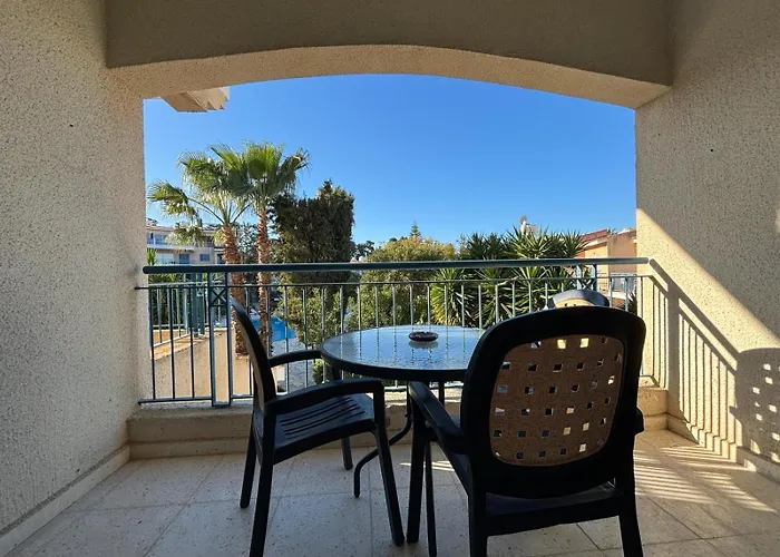 Paradise Gardens Crown-jewel, 2b, Pools, Gardens *