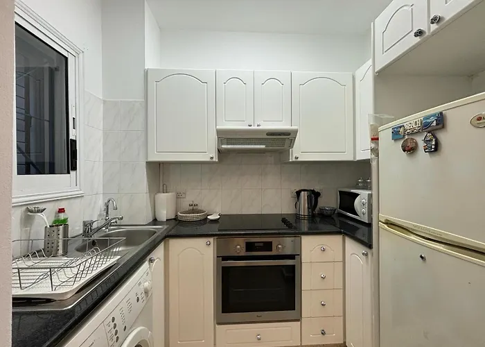 Paradise Gardens Crown-jewel, 2b, Pools, Gardens パ フォス